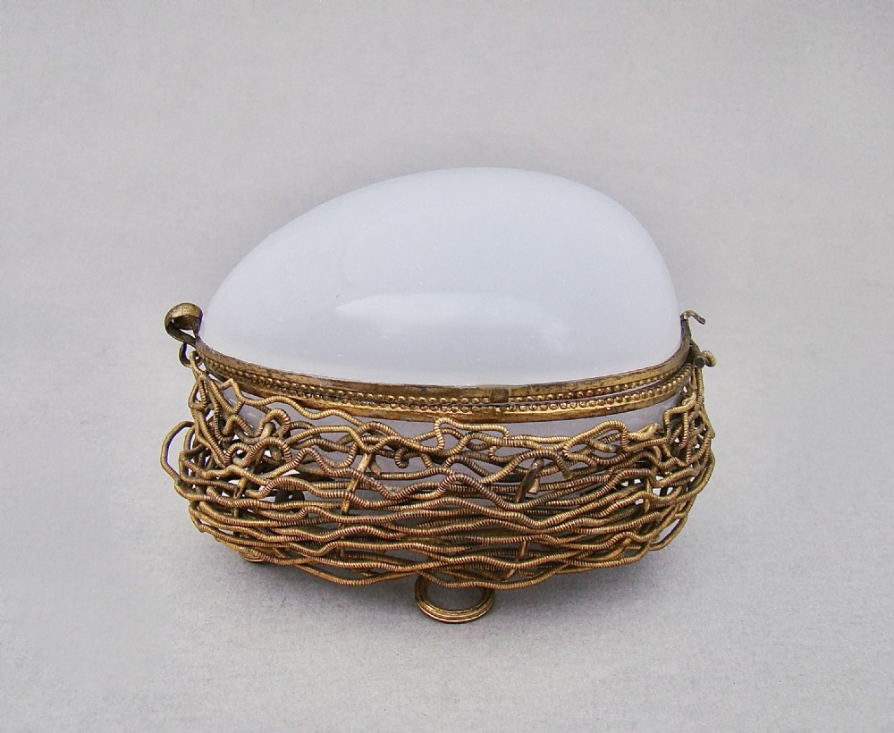 RARE 19TH C. FRENCH PALAIS ROYAL GILT GLASS SCENT BOTTLE IN OPALINE GLASS 