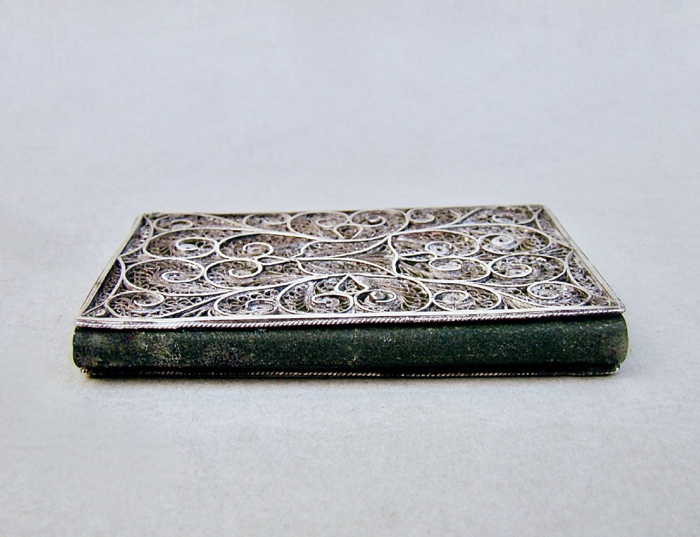 RARE GEORGIAN SILVER FILIGREE NEEDLE BOOK, CIRCA 1795 View VI