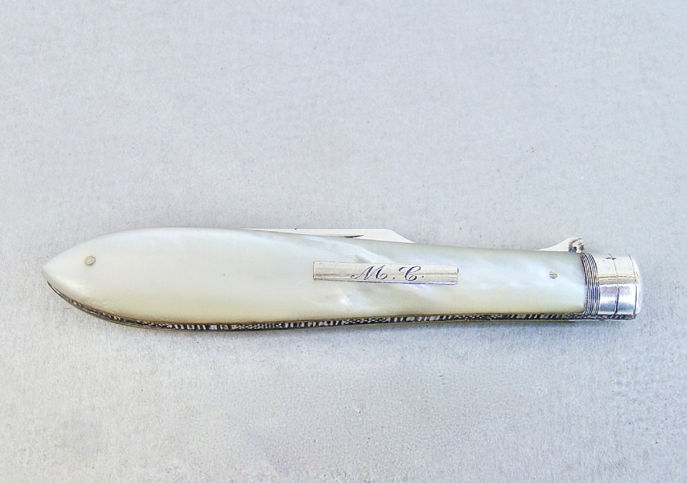 VICTORIAN SILVER AND MOTHER OF PEARL FRUIT FORK BY HILLIARD & THOMASON, BIRMINGHAM 1894 View III