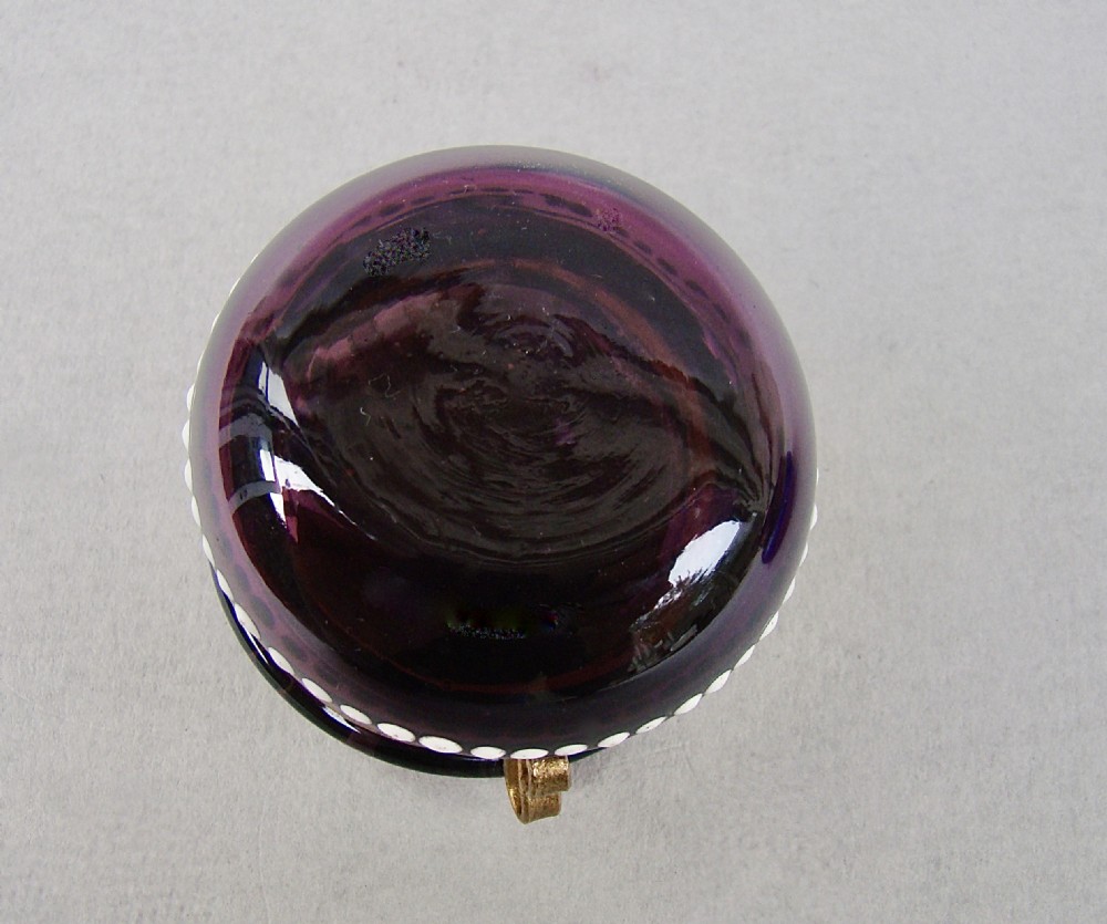 19TH CENTURY FRENCH ENAMELLED AMETHYST GLASS TRINKET BOX, CIRCA 1890 View VI