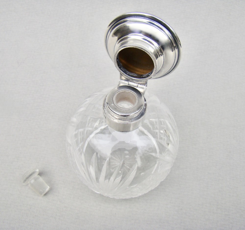 ART DECO SILVER MOUNTED DUAL COLOUR GUILLOCHE ENAMEL GLASS SCENT BOTTLE BY DOCKER & BURN, BIRMINGHAM 1921 View VI