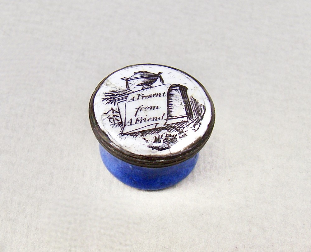 EXQUISITE GEORGIAN STAFFORDSHIRE BILSTON ENAMEL PATCH BOX, CIRCA 1780