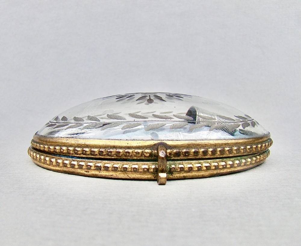 19TH CENTURY FRENCH SILVER FITTED SEWING COMPANION FOR A CHILD, CIRCA 1820 View V