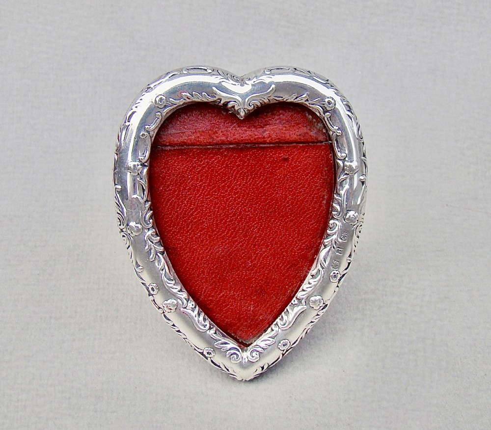 MINIATURE VICTORIAN SILVER HEART-SHAPED PHOTO FRAME, BIRMINGHAM  1898