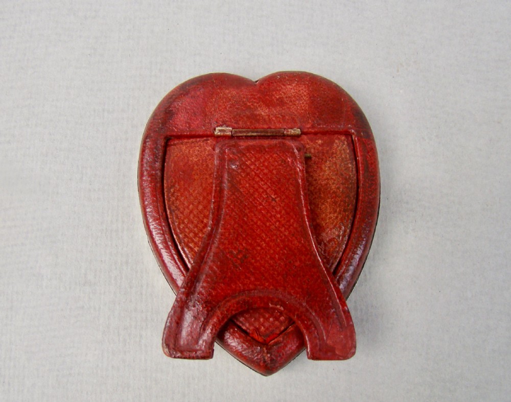 MINIATURE VICTORIAN SILVER HEART-SHAPED PHOTO FRAME, BIRMINGHAM  1898 View IV