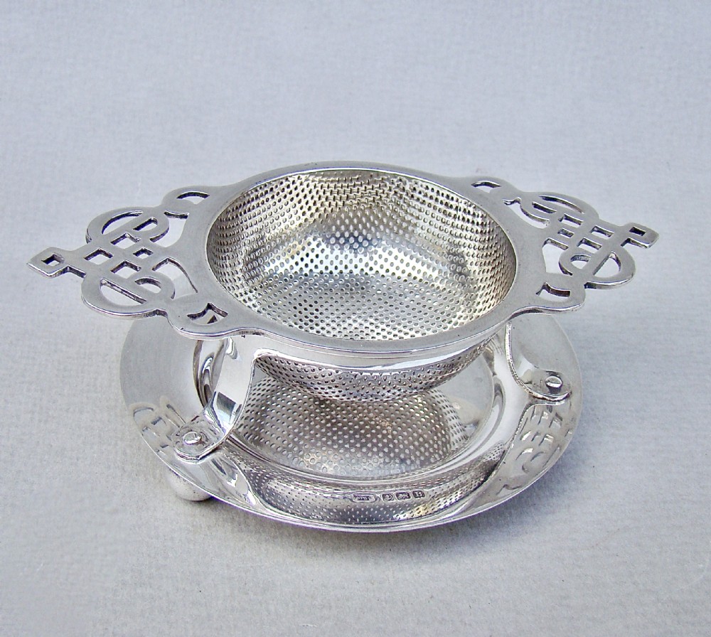 FABULOUS SILVER TEA STRAINER & STAND BY HAMMOND, TURNER & SON, BIRMINGHAM 1926