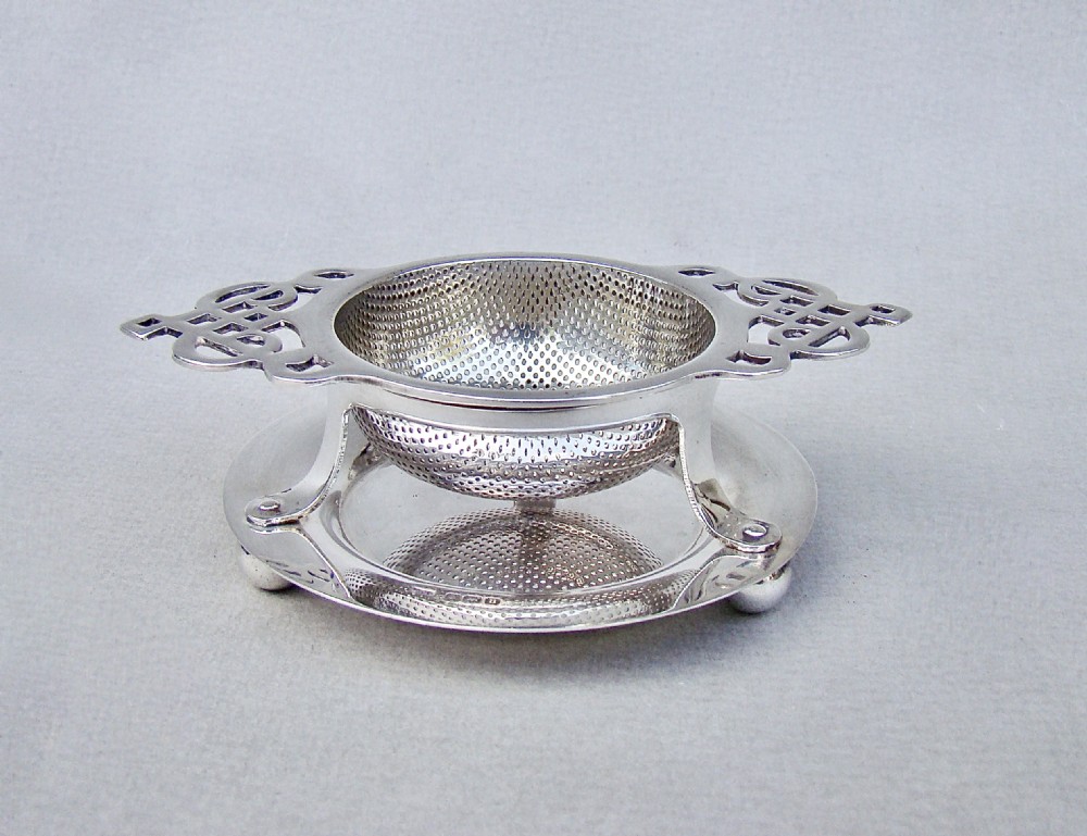 FABULOUS SILVER TEA STRAINER & STAND BY HAMMOND, TURNER & SON, BIRMINGHAM 1926 View III