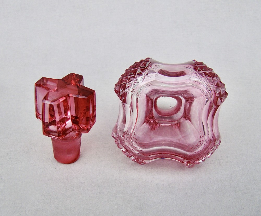 DELIGHTFUL VICTORIAN SILVER & PINK GLASS SCENT BOTTLE BY A.W.PENNINGTON, BIRMINGHAM 1900 View VI