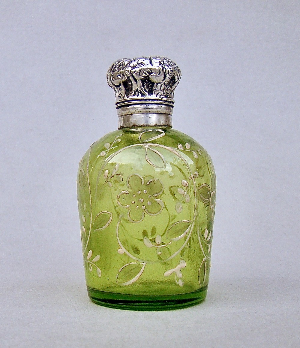 CHARMING VICTORIAN SILVER MOUNTED GREEN MOSER GLASS SCENT BOTTLE, CIRCA 1890