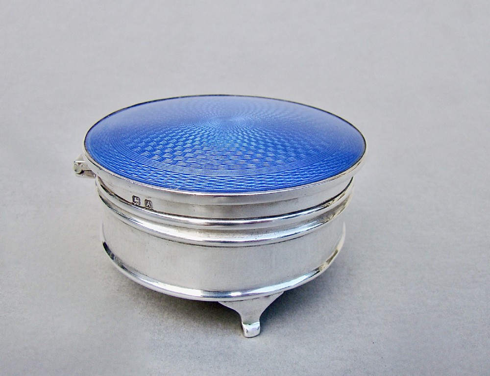 FABULOUS ART DECO SILVER AND GUILLOCHE ENAMEL JEWELLERY BOX BY DEAKIN & FRANCIS, BIRMINGHAM 1925
 View II