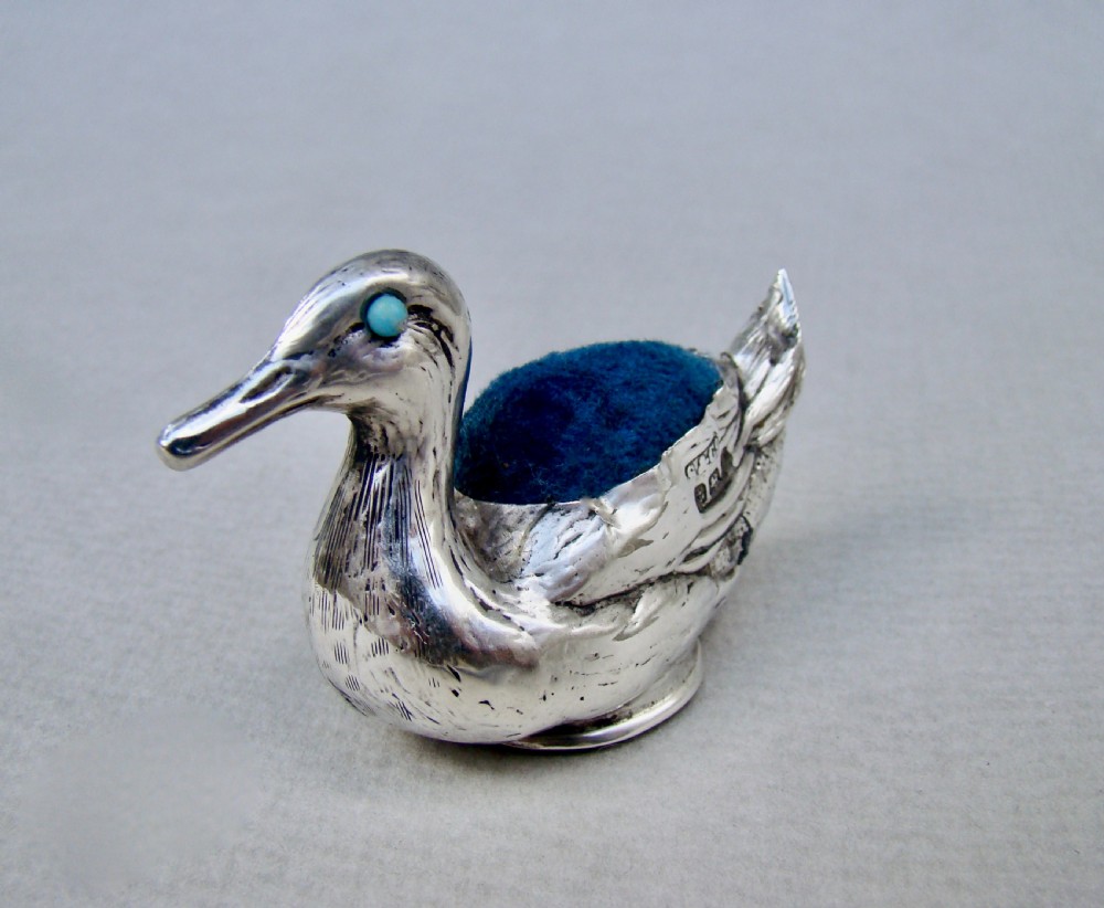 EXQUISITE EDWARDIAN SILVER DUCK PIN CUSHION BY SYDNEY & CO, BIRMINGHAM 1908 View IV
