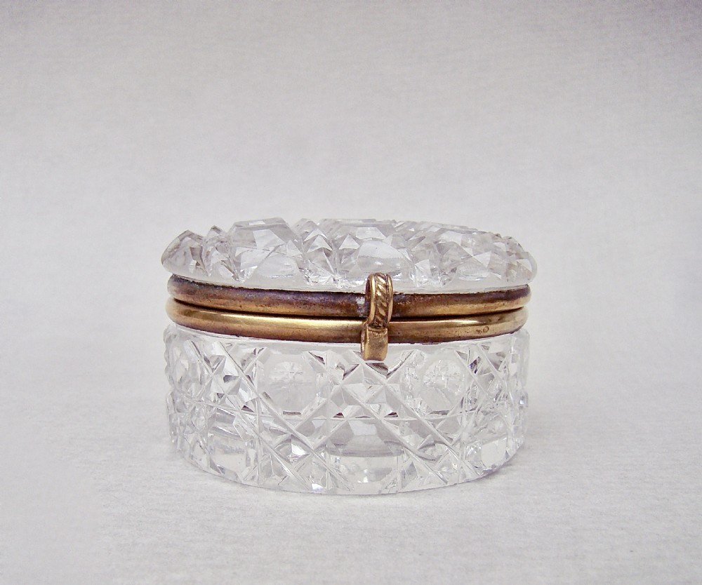 UNUSUAL 19TH C. FRENCH HOBNAIL-CUT GLASS TRINKET BOX , CIRCA 1890
 View II