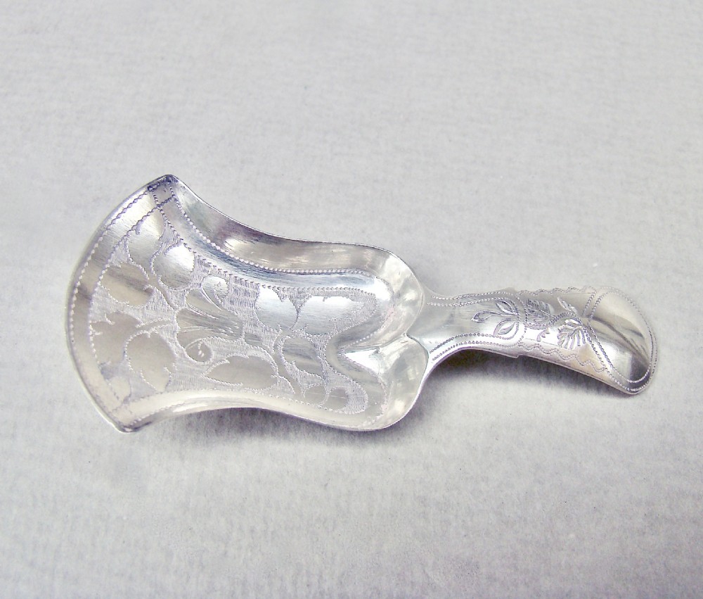DELIGHTFUL GEORGIAN SILVER TULIP-SHAPED CADDY SPOON BY JOHN THORNTON, BIRMINGHAM 1790 View III