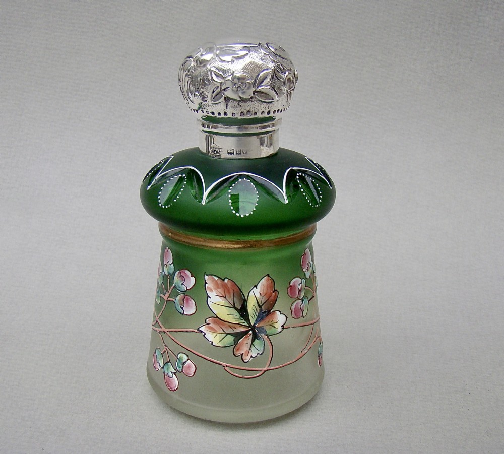VICTORIAN SILVER & ENAMELLED GLASS SCENT BOTTLE BY MAPPIN & WEBB, LONDON 1898