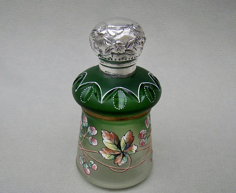 VICTORIAN SILVER & ENAMELLED GLASS SCENT BOTTLE BY MAPPIN & WEBB, LONDON 1898 View II