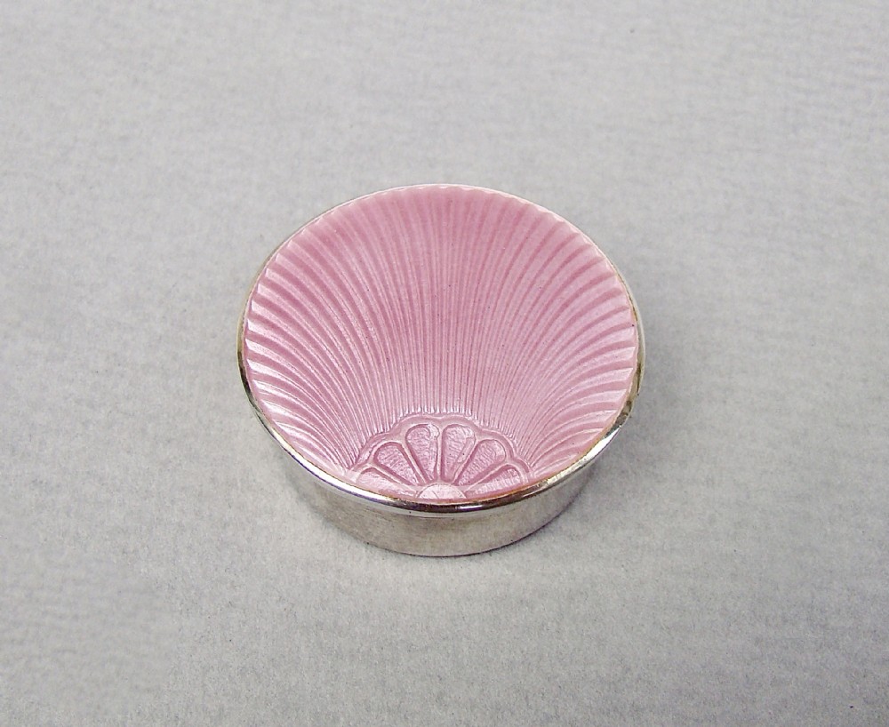 ART DECO SILVER AND GUILLOCHE ENAMEL PILL BOX BY TURNER & SIMPSON, BIRMINGHAM 1931