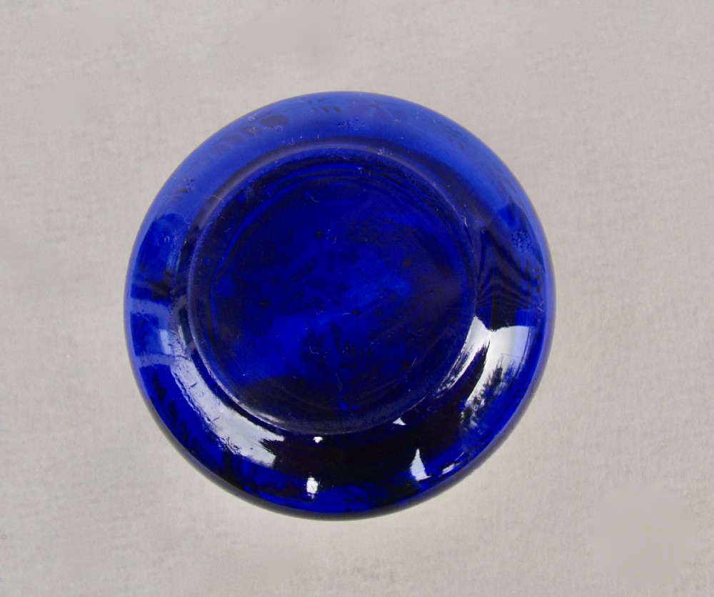 19TH CENTURY FRENCH ENAMELLED BRISTOL BLUE GLASS TRINKET BOX, CIRCA 1890 View VI