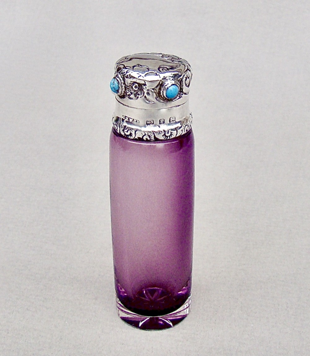 EXQUISITE VICTORIAN SILVER AND AMETHYST GLASS SCENT BOTTLE, BIRMINGHAM 1898