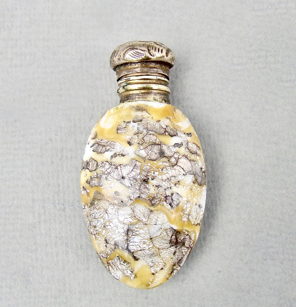 RARE 19TH CENTURY VENETIAN GLASS SCENT BOTTLE, CIRCA 1850