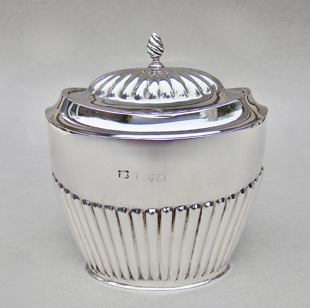 ELEGANT EDWARDIAN SILVER TEA CADDY BY THE BARKER BROTHERS, CHESTER 1908