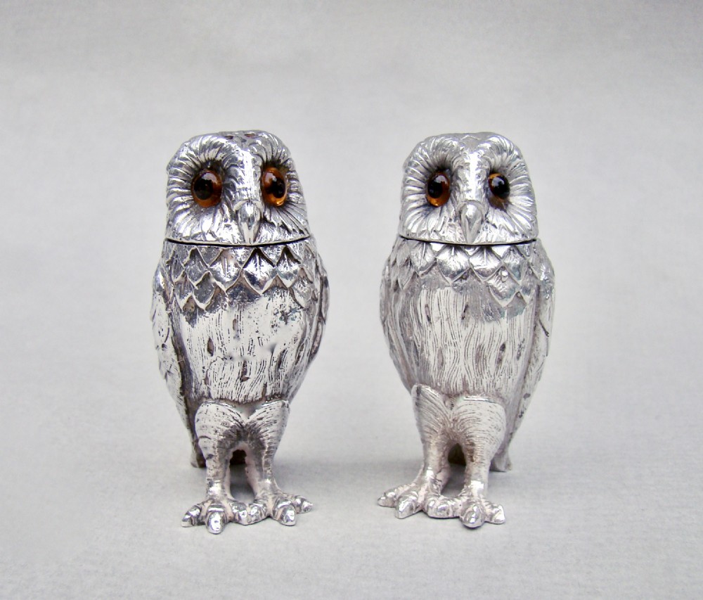 SUPERB MID-CENTURY SOLID SILVER OWL CRUET SET BY RICHARD COMYNS, LONDON 1961 & 1963