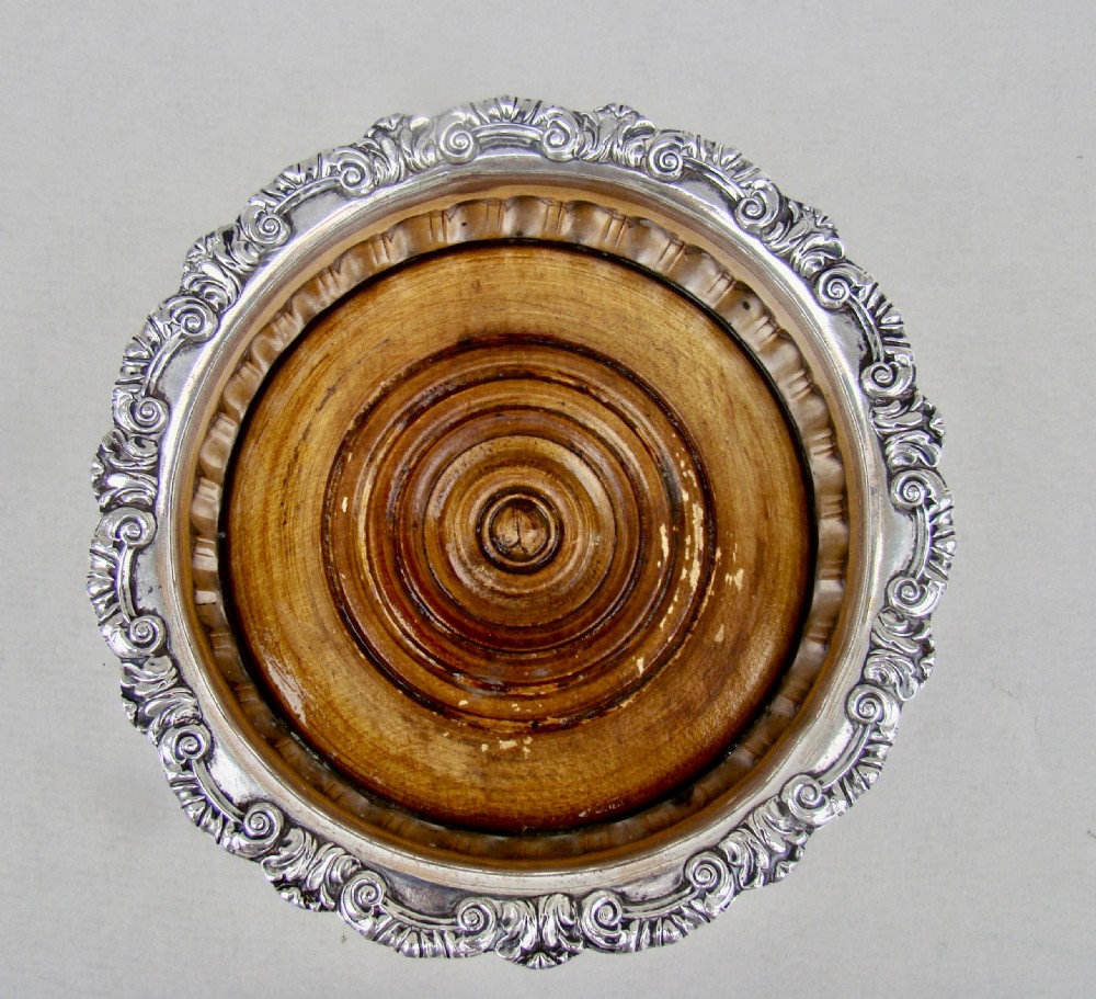 REGENCY CUT GLASS DECANTER WITH OLD SHEFFIELD PLATE COASTER, CIRCA 1825 View VI