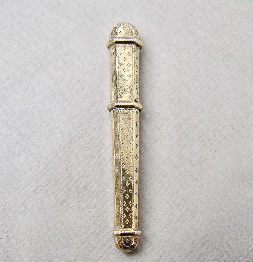 ELEGANT 19TH CENTURY FRENCH SILVER GILT NEEDLE CASE , CIRCA 1870
