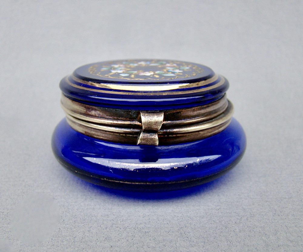 19TH CENTURY FRENCH ENAMELLED BRISTOL BLUE GLASS TRINKET BOX, CIRCA 1890 View IV