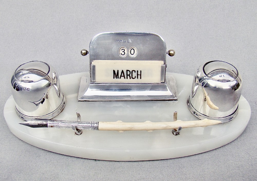 FABULOUS ART DECO SILVER DESK INKSTAND & PERPETUAL CALENDAR BY THE WILMOT MANUFACTURING CO, BIRMINGHAM 1923