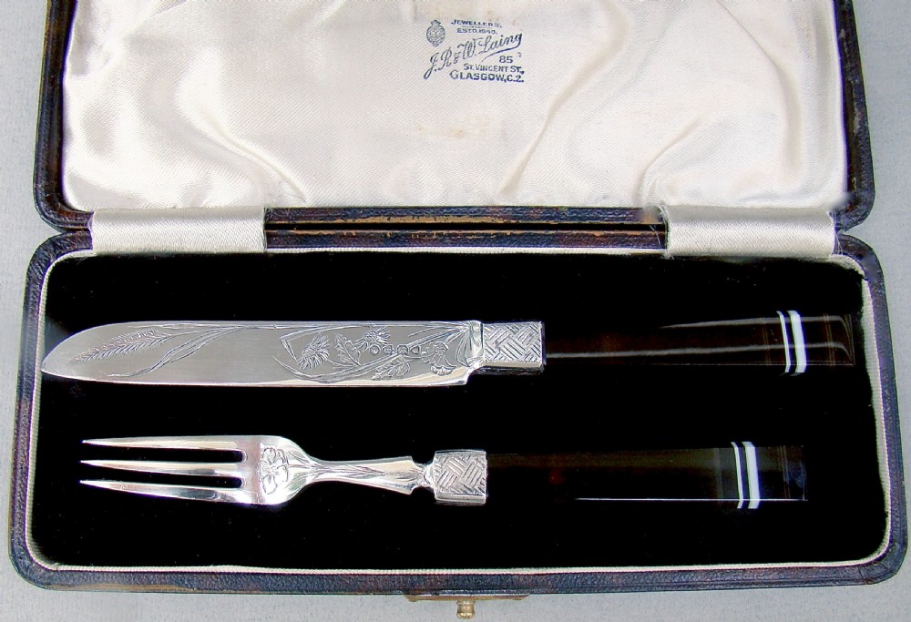 VICTORIAN AESTHETIC MOVEMENT SILVER & BANDED AGATE  KNIFE AND FORK SET BY WALTER & JOHN BARNARD, LONDON 1881 View II