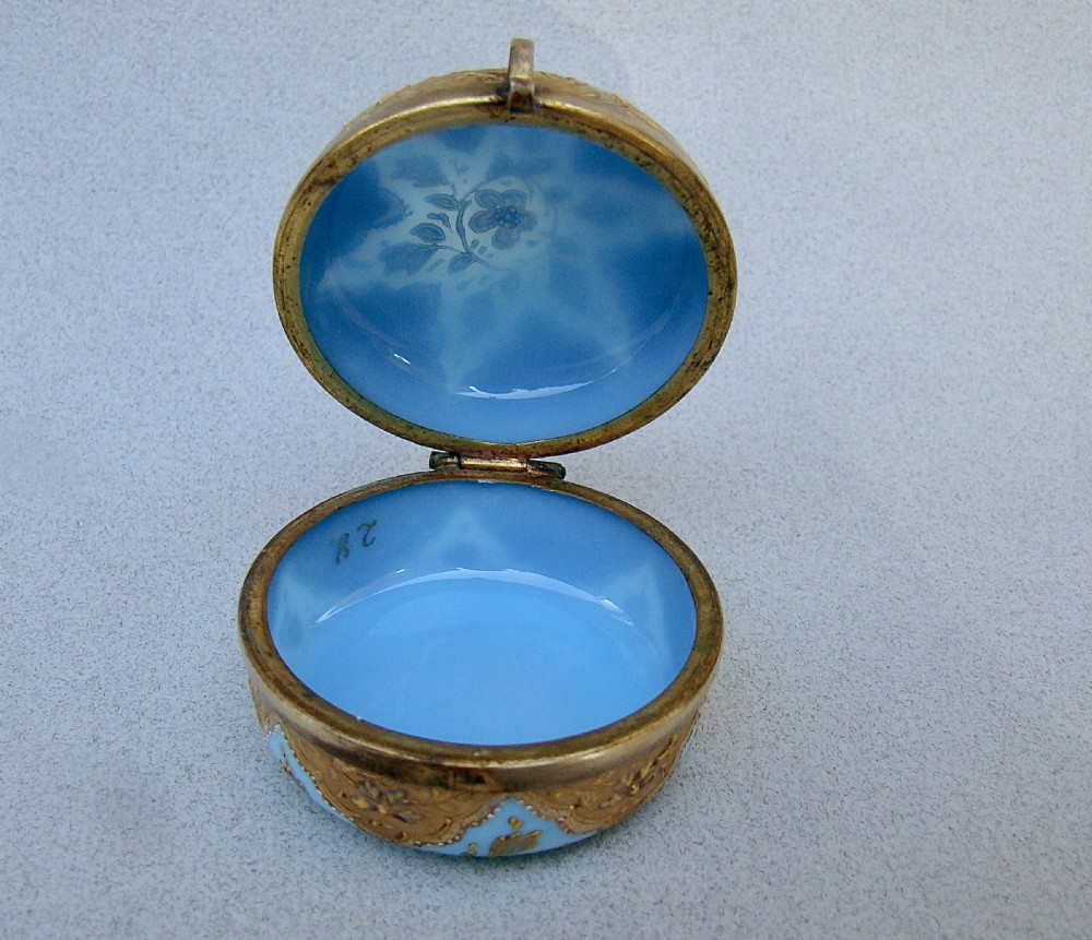 UNUSUAL 19TH C. MOSER OPALINE & GILT GLASS TRINKET BOX, CIRCA 1860 View V