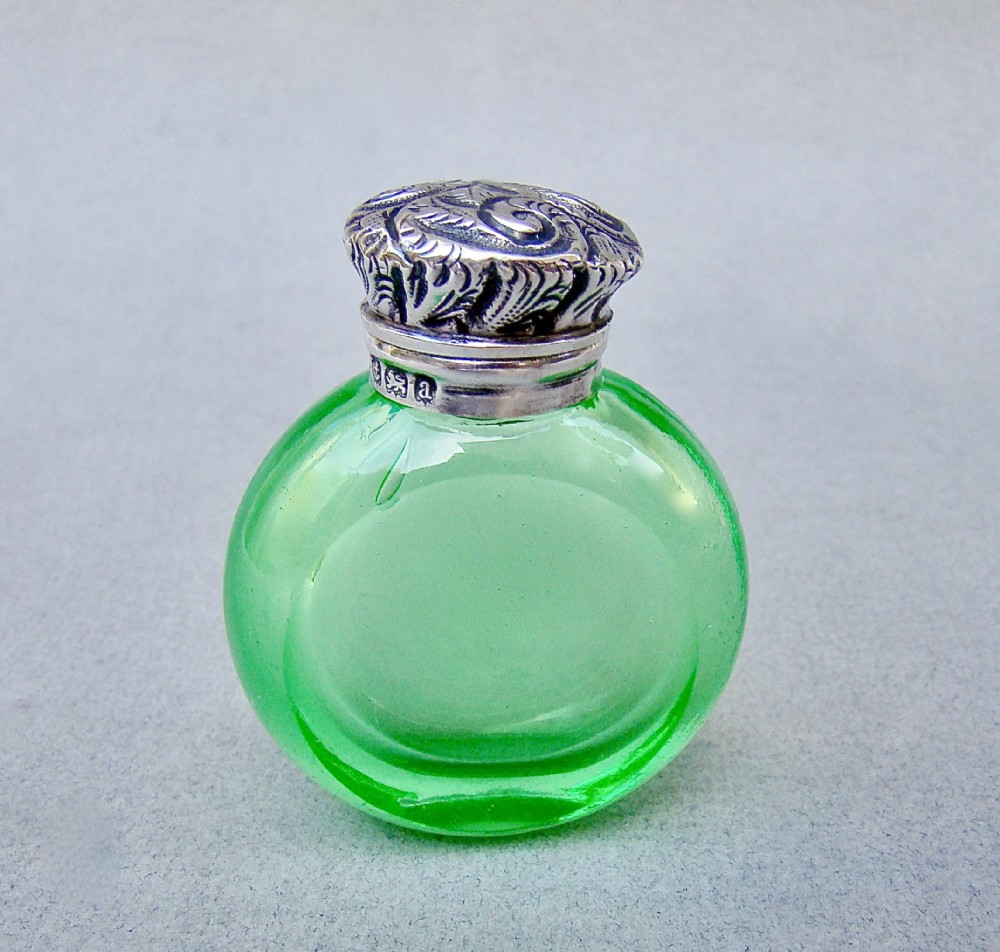 UNUSUAL VICTORIAN SILVER MOUNTED URANIUM GLASS SCENT BOTTLE BY CHARLES MAY, BIRMINGHAM 1900