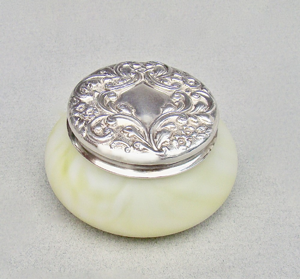 EDWARDIAN SILVER LIDDED SATIN GLASS TRINKET BOX BY A. BROMET & CO, BIRMINGHAM 1902