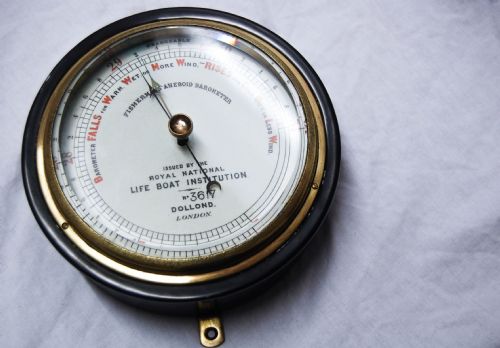 fig 1. Late Victorian Fisherman's Aneroid Barometer by Dollond of London & Issued by the Royal National Lifeboat Institution (RNLI)