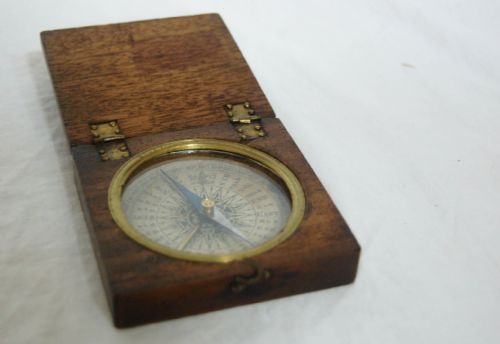 fig 1. Late Eighteenth Century Cased Travelling Compass by Edward Penman, London