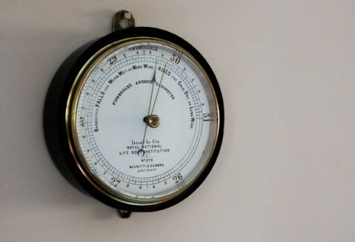 fig 1. Mid-Victorian Fisherman's RNLI Aneroid Barometer by Negretti & Zambra - No 373