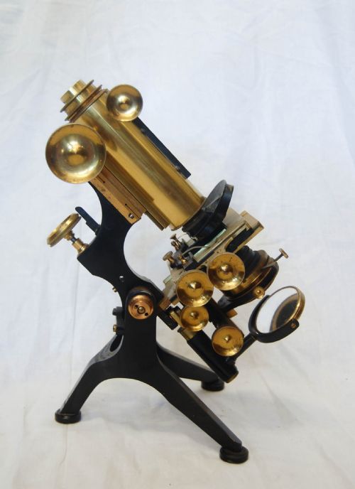 fig 2. Edwardian Cased Royal Model Microscope by W Watson & Sons, High Holborn, London.