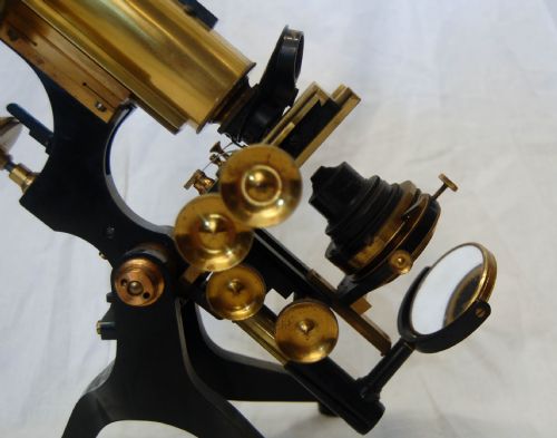 fig 3. Edwardian Cased Royal Model Microscope by W Watson & Sons, High Holborn, London.