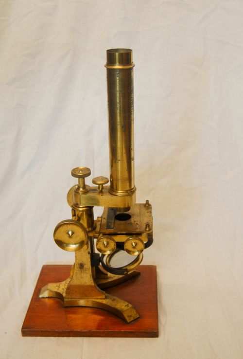 fig 1. Victorian Cased Monocular Microscope by Watson & Son, 313 High Holborn, London.