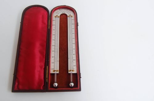 fig 1. Early Victorian Mason's Hygrometer or Wet & Dry Thermometer by Bennett of 65 Cheapside London
