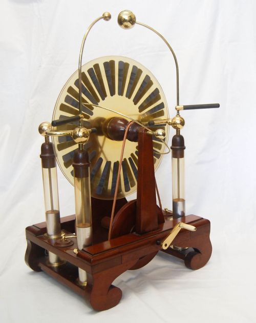 fig 1. Late Victorian Largescale Wimshurst Machine with Four Leyden Jars