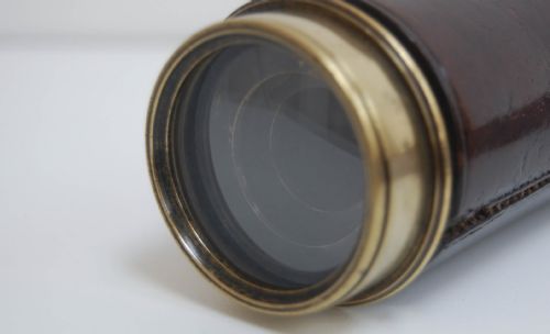 fig 5. East India Company Three Draw Telescope by Thomas Jones of Charing Cross, London