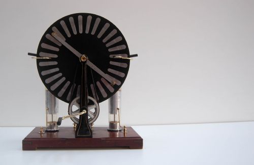 fig 3. Art Deco Period German Wimshurst Machine by Voltana