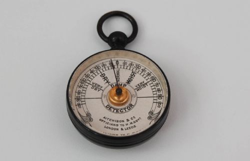 fig 4. Edwardian Cased Pocket Damp Protector or Hygrometer by Aitchison & Co of London & Leeds