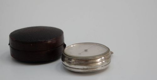 fig 3. Very Early Cased Pocket Barometer by Smith Beck & Beck of London