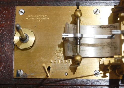 fig 5. Rare Cased Aviation Bourdon Tube Barograph by Richard Freres of Paris