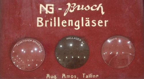 fig 1. Opticians Spectacle Lens Display by Busch AG, Rathenow Germany