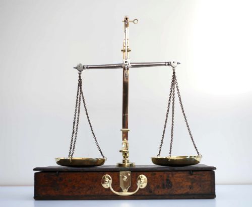 Victorian Inspectors Scales for the County of Southampton by De Grave Short & Fanner London