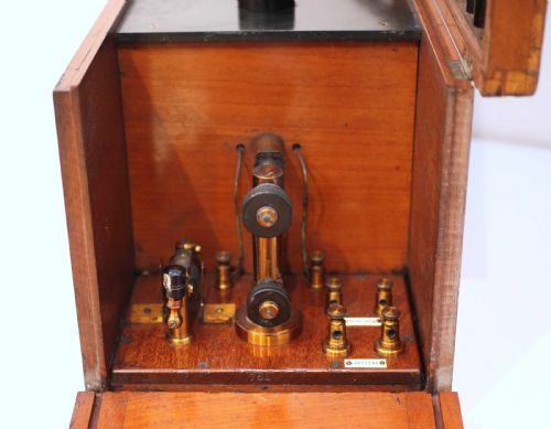 fig 6. Edwardian Portable Heavy Discharge X-Ray Coil by Harry W Cox & Co Ltd London