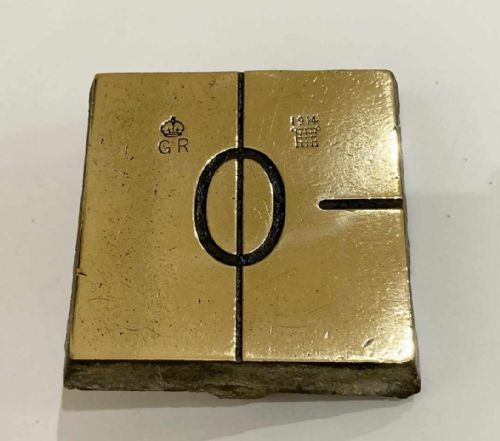 SET OF GOVERNMENTAL STANDARD LINK FLOOR PLAQUES BY DE GRAVE CO 1914 - ADDITIONAL PHOTO 2